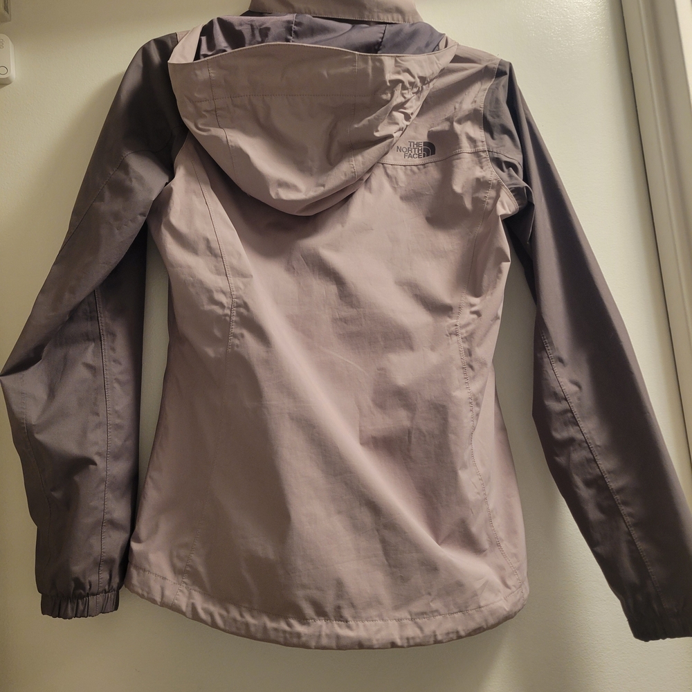 The North Face Resolve Rain Jacket Women's - Picture 7 of 9